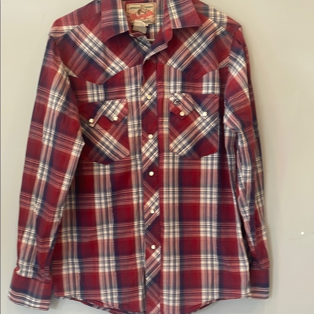 Red and Blue Plaid Button-Up Shirt vintage wranglers men’s small